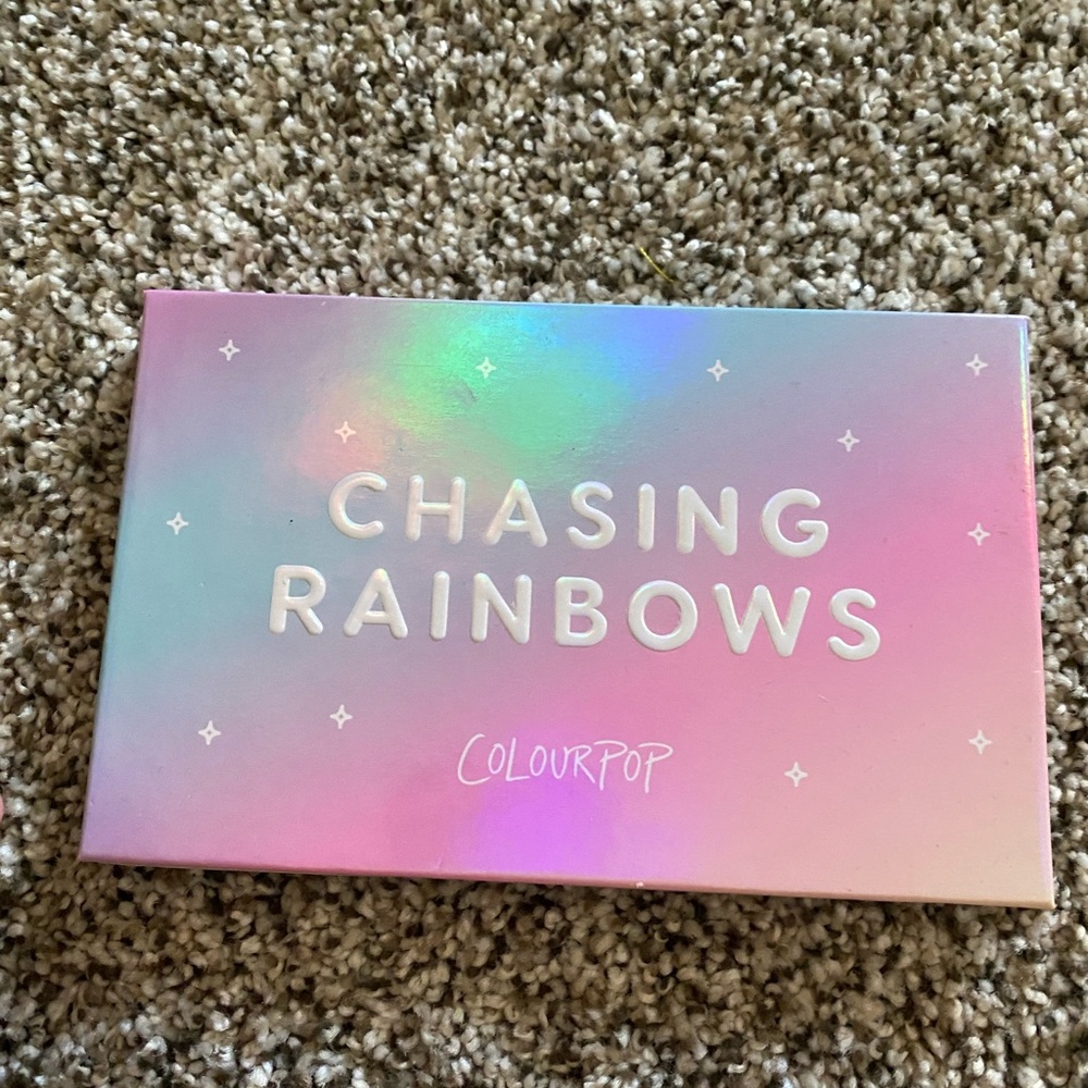 Colourpop Chasing Rainbows Palette